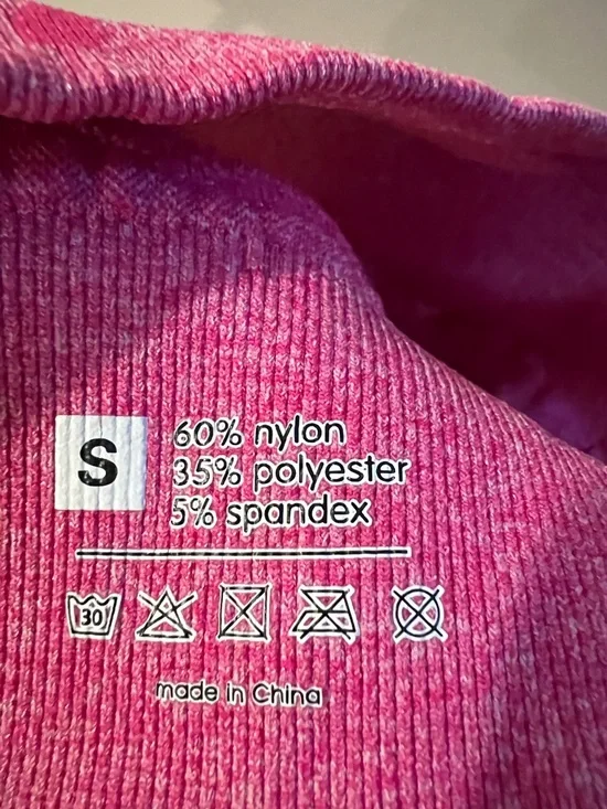 Pink Patterned Racerback Sports Bra With Inserts Quality - Picture 2 of 3